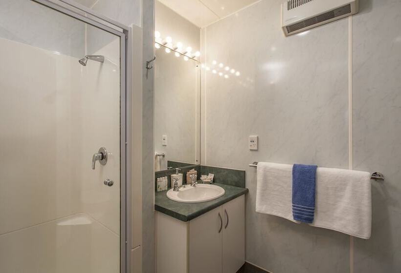 إستوديو قياسى, Amross Motel