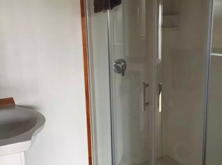 シャレー1寝室, Grafton Cottage & Chalets