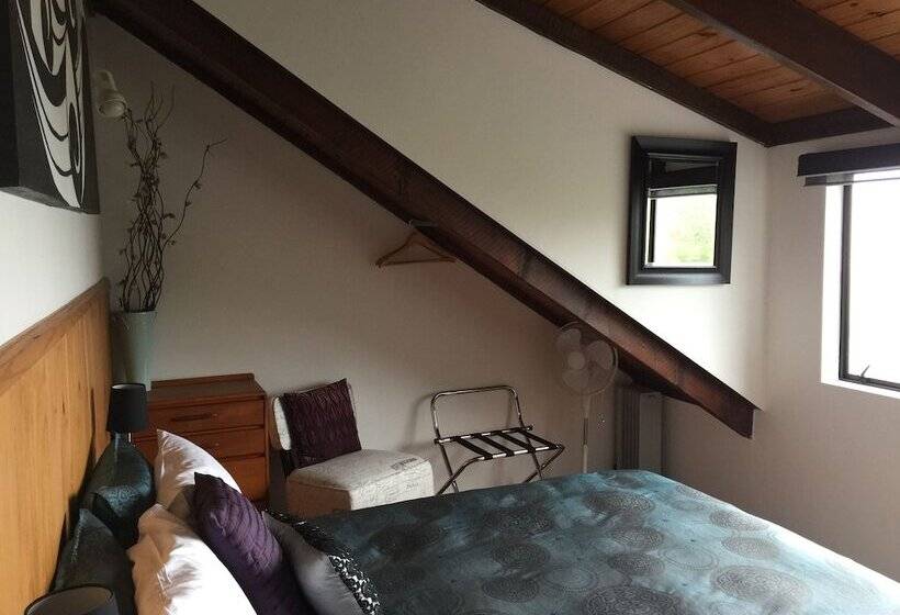 בקתת חדר, Grafton Cottage & Chalets