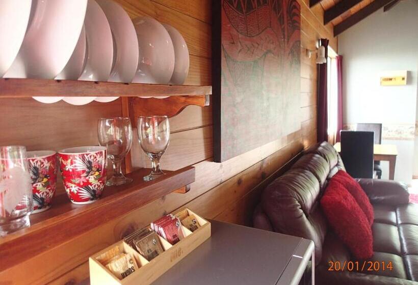 בקתת חדר, Grafton Cottage & Chalets