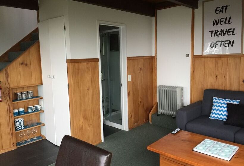 בקתת חדר, Grafton Cottage & Chalets