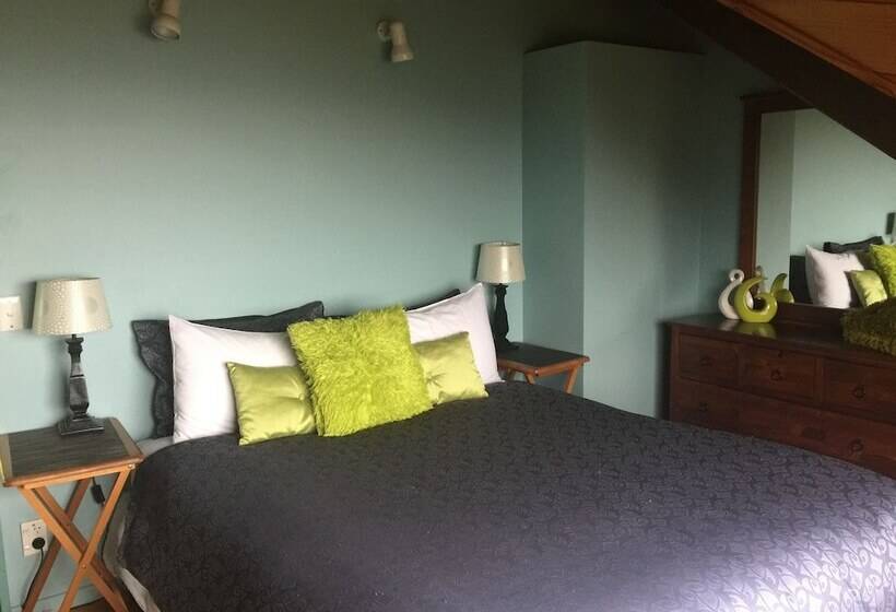 בקתת חדר, Grafton Cottage & Chalets