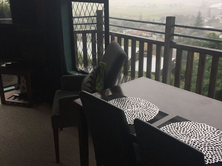 בקתת חדר, Grafton Cottage & Chalets