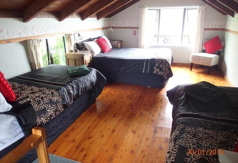 בקתת חדר, Grafton Cottage & Chalets