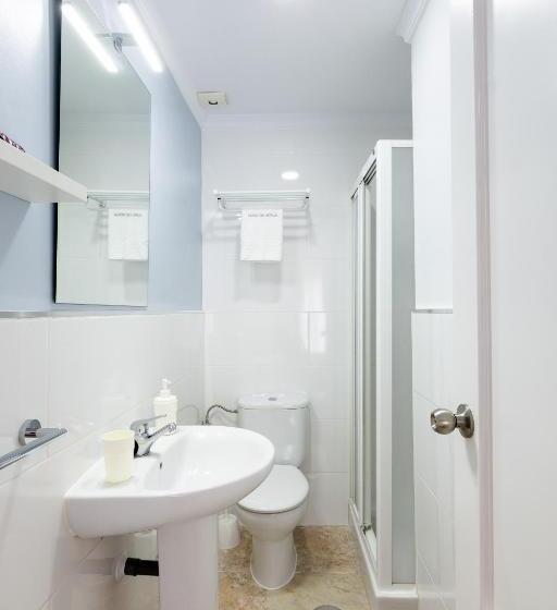 스탠다드 룸, Hostal Luna De Nerja