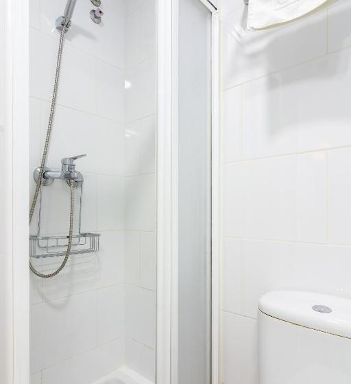 스탠다드 룸, Hostal Luna De Nerja