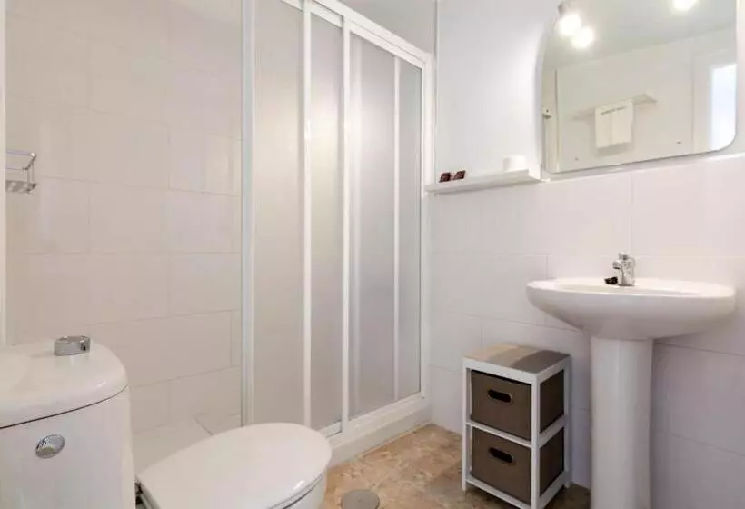 1 Schlafzimmer Apartment mit Terrasse, Hostal Luna De Nerja