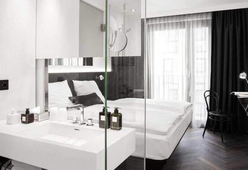 اتاق استاندارد, Amano Grand Central