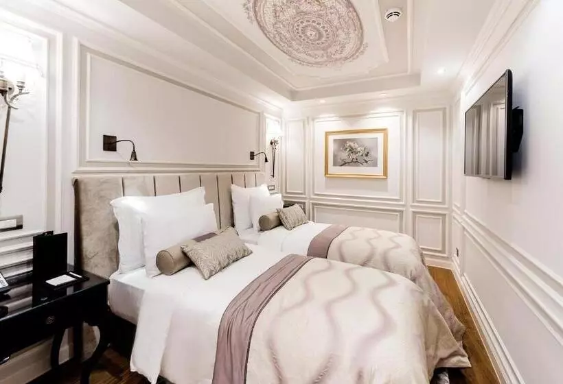 اتاق خانوادگی تودرتو, Arcade Hotel & Spa Nisantasi