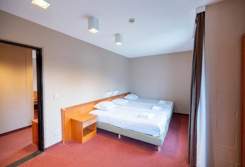 غرفة عائلية, Corsendonk Duinse Polders