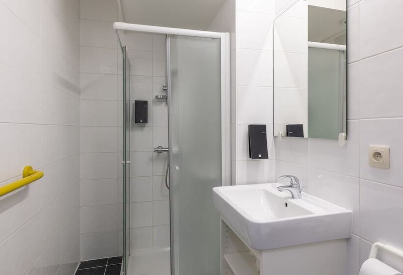 إستديو عائلى, Corsendonk Duinse Polders