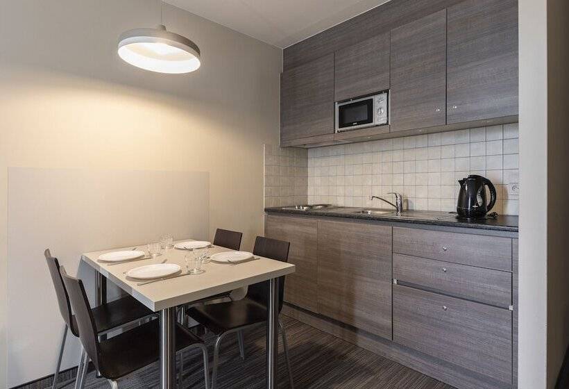 إستوديو قياسى, Corsendonk Duinse Polders