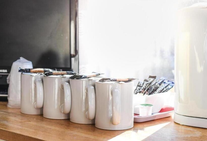 غرفة عائلية, Eastbourne Reymar