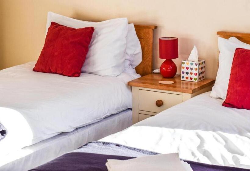 غرفة قياسية, Eastbourne Reymar