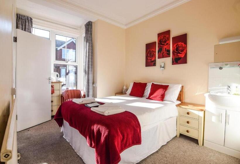 غرفة عائلية, Eastbourne Reymar