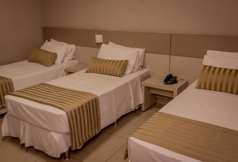 Номер Стандарт Трехместный, Fenix Hotel Araxá