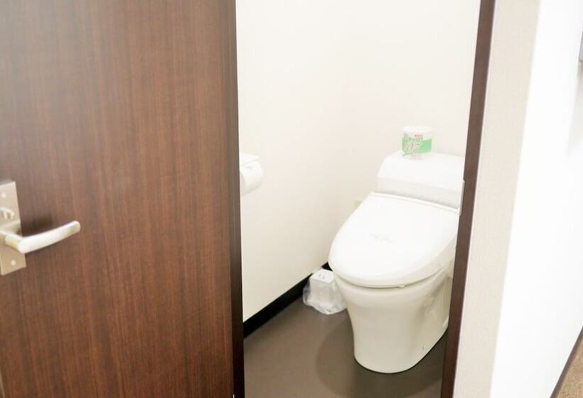 Номер Стандарт Трехместный, Hiroshima Peace Hotel   Hostel