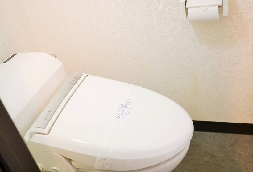 Номер Deluxe Одноместный, Hiroshima Peace Hotel   Hostel