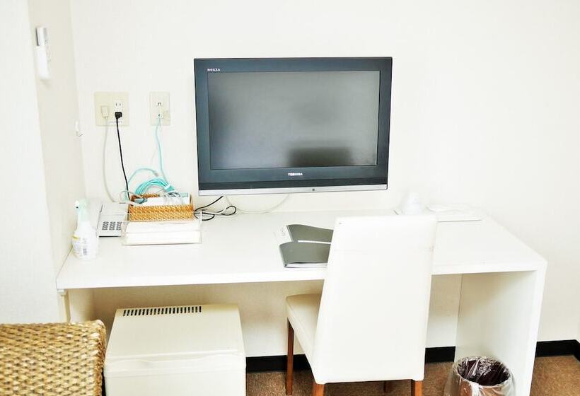 Номер Deluxe Одноместный, Hiroshima Peace Hotel   Hostel