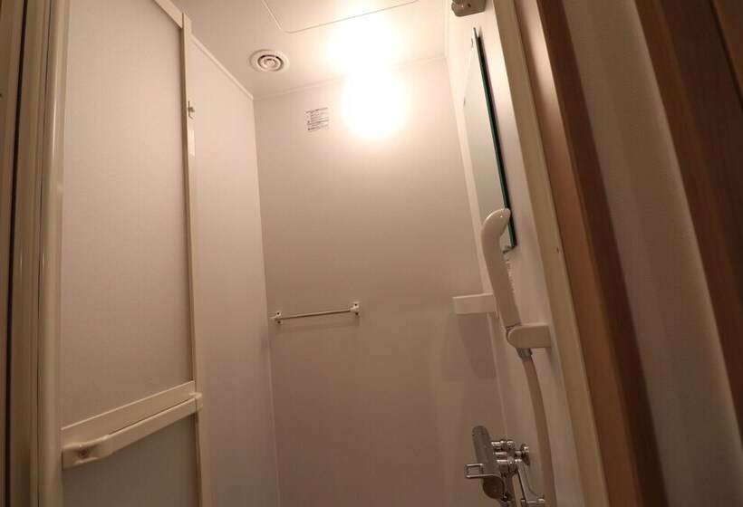 Номер Стандарт, Hiroshima Peace Hotel   Hostel