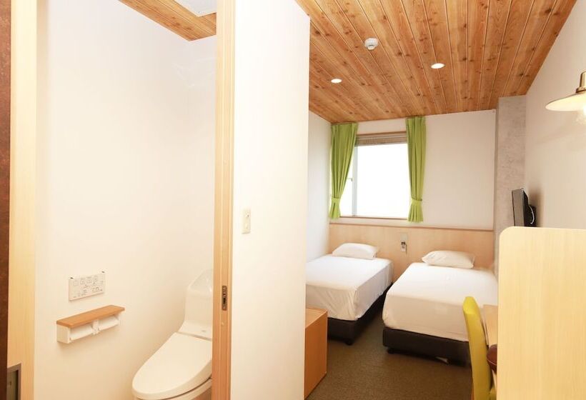 Номер Стандарт, Hiroshima Peace Hotel   Hostel