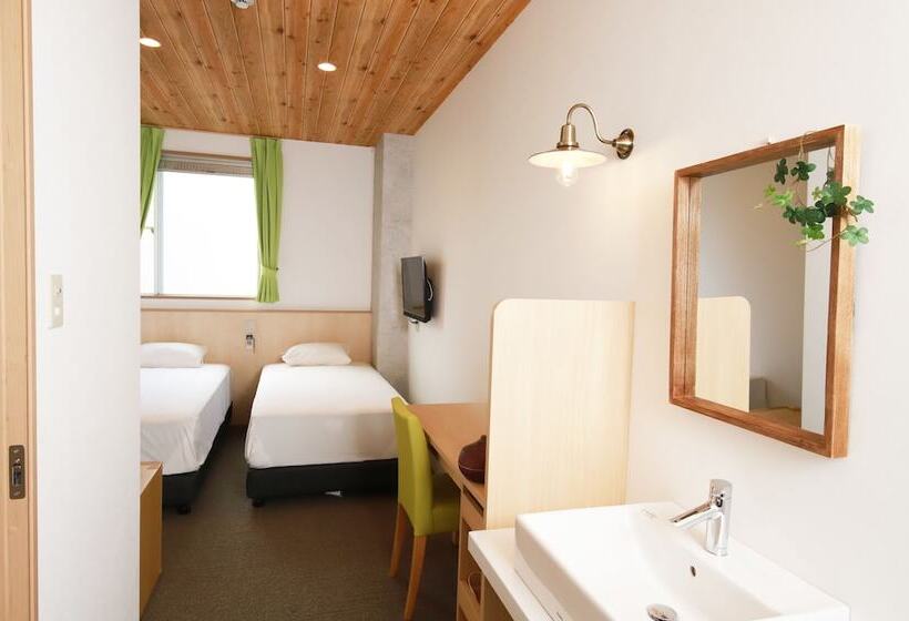 Номер Стандарт, Hiroshima Peace Hotel   Hostel