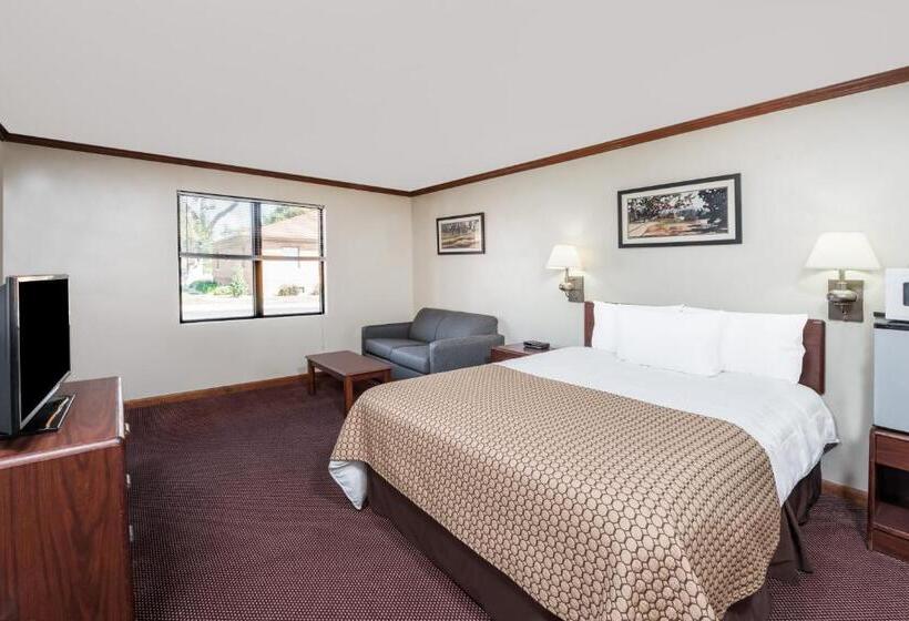 غرفة قياسية, Knights Inn Jacksonville