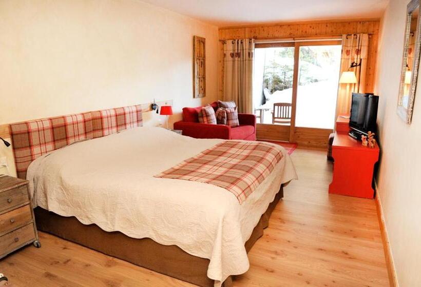 اتاق استاندارد با بالکن, Le Chalet De Flore