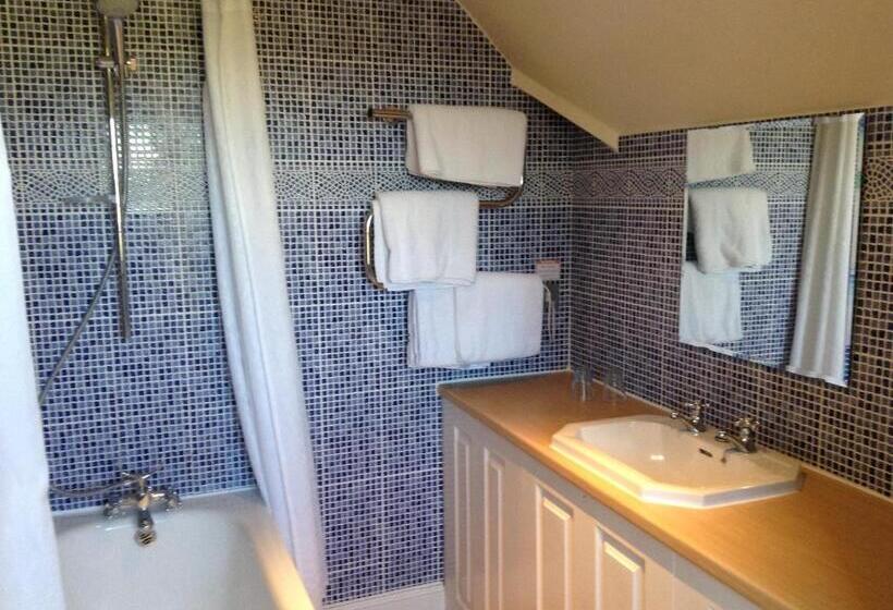 غرفة ديلوكس سرير كينج, Little Court