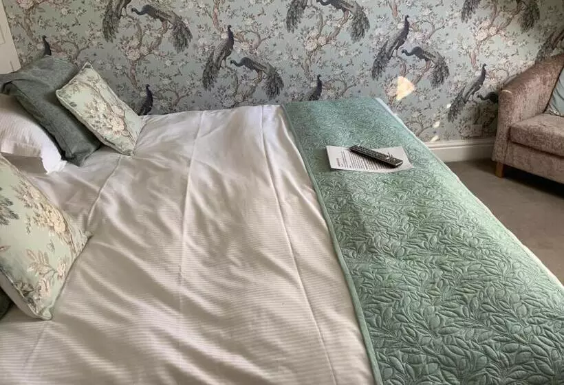 キングサイズベッドのデラックスルーム, Montfort Cottage Guest House