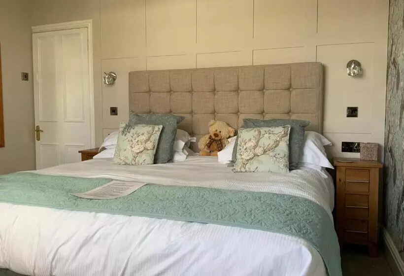 キングサイズベッドのデラックスルーム, Montfort Cottage Guest House