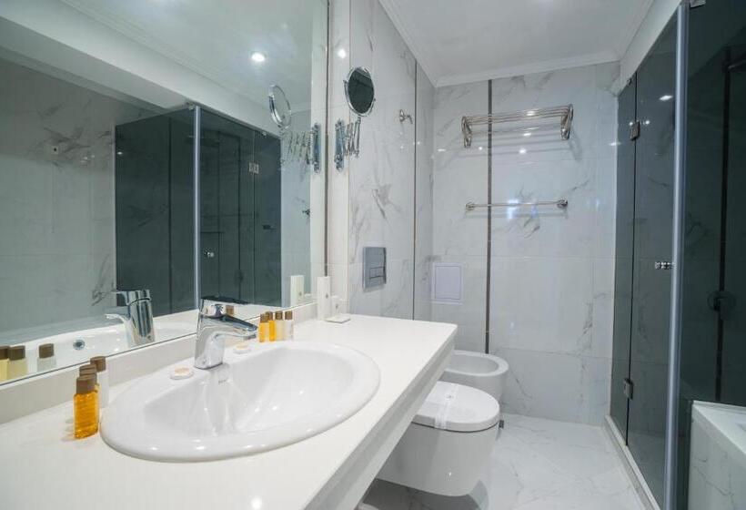 غرفة قياسية ثلاثية مزودة بشرفة, Perla Royal Hotel   All Inclusive