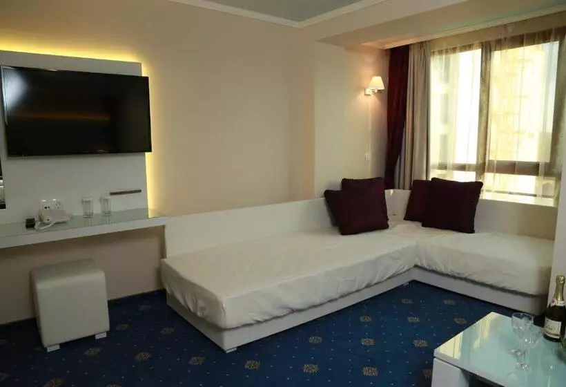 バルコニー付きスタンダードルーム, Perla Royal Hotel   All Inclusive