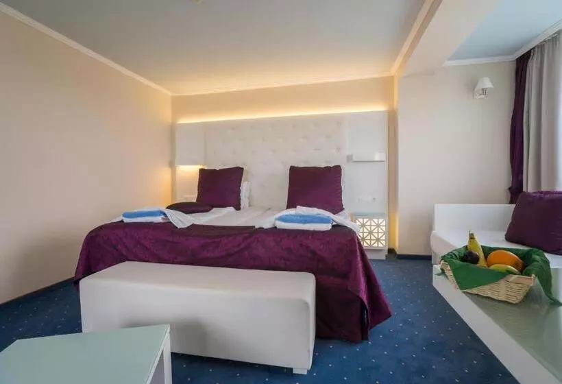 バルコニー付きスタンダードルーム, Perla Royal Hotel   All Inclusive