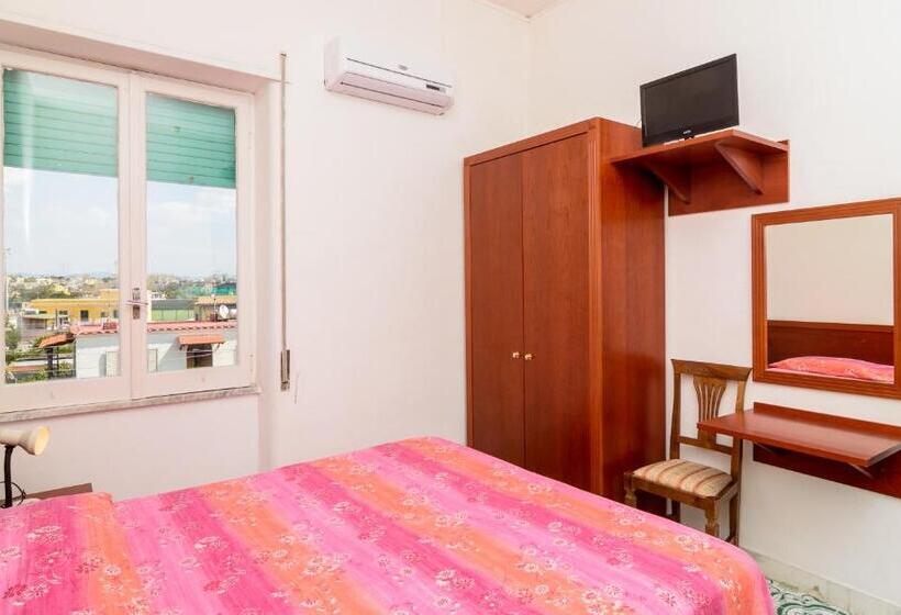 Standard 4 Pers. Værelse, Riviera