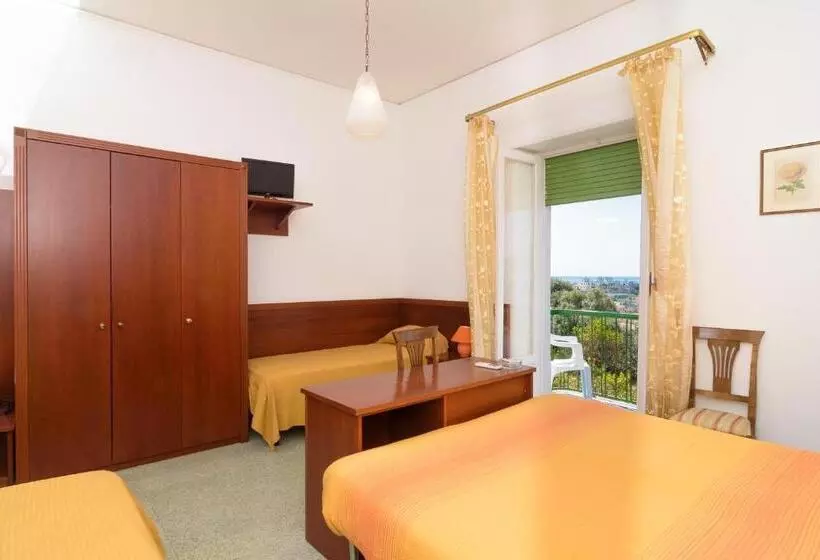 اتاق استاندارد چهار تخته, Riviera