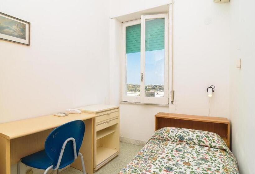 Standard Enkeltværelse, Riviera