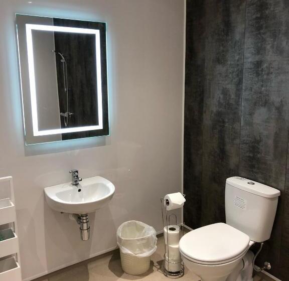 סטודיו משפחתי, String Of Horses