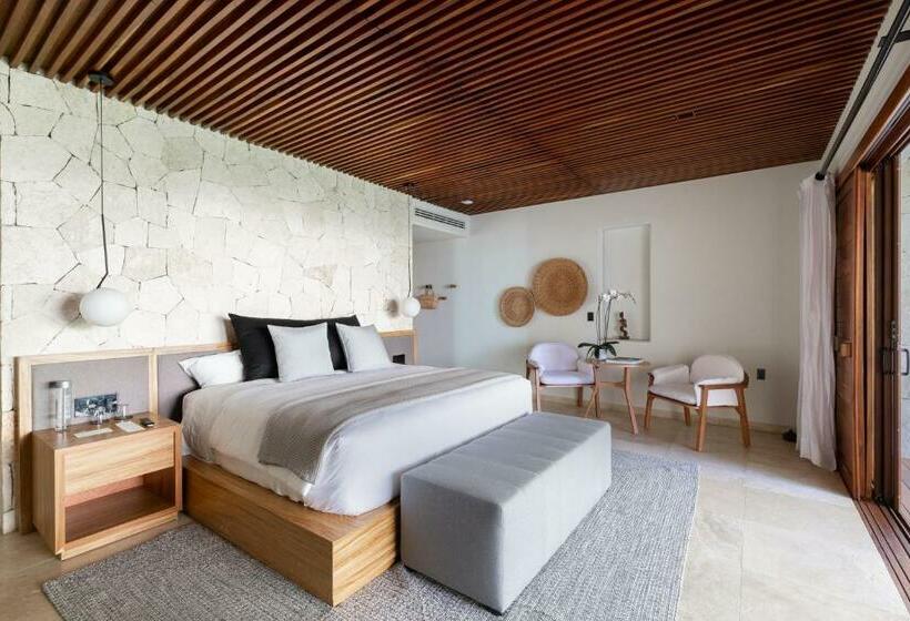 سوییت با چشمانداز دریا, Tago Tulum By G Hotels