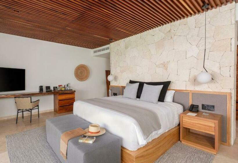 سوییت با چشمانداز دریا, Tago Tulum By G Hotels