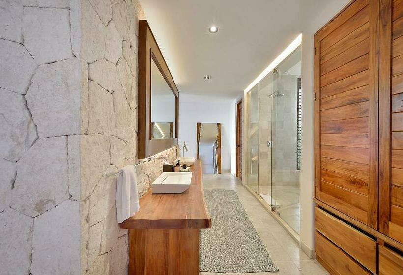 سوییت با چشمانداز دریا, Tago Tulum By G Hotels