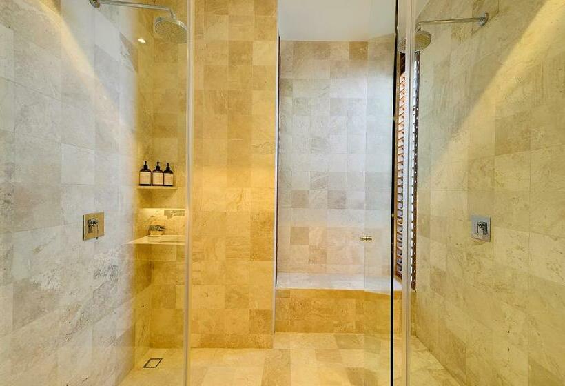 سوییت با چشمانداز دریا, Tago Tulum By G Hotels