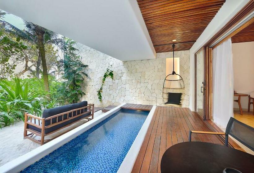 سوییت با چشمانداز دریا, Tago Tulum By G Hotels