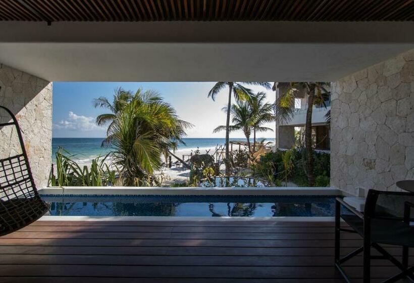 سوئیت مستر با چشمانداز دریا, Tago Tulum By G Hotels