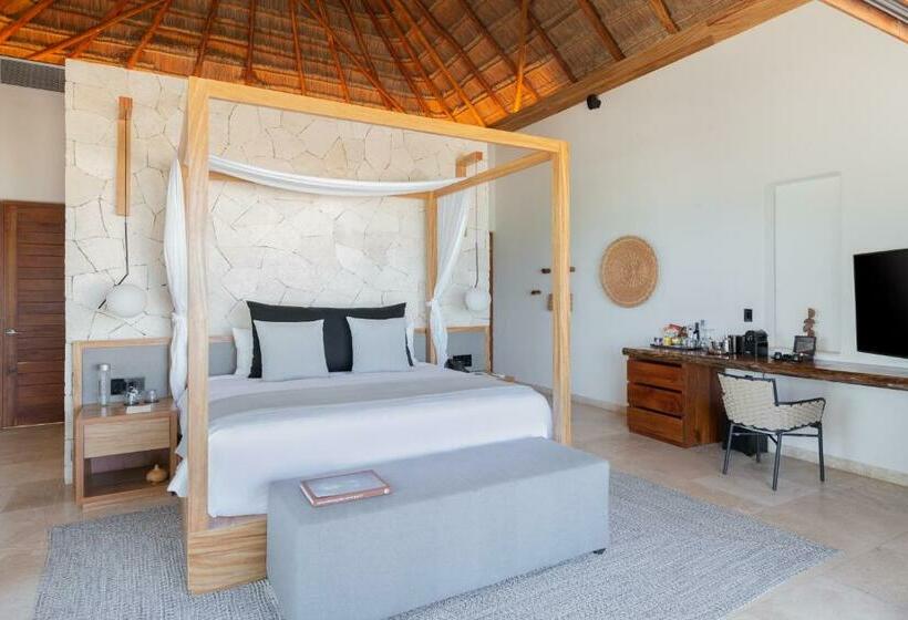 سوئیت مستر با چشمانداز دریا, Tago Tulum By G Hotels
