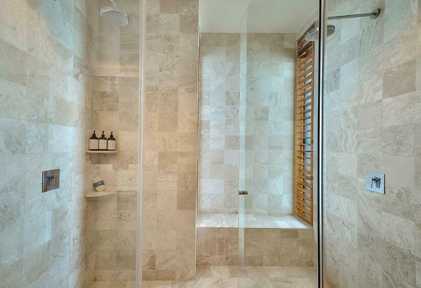 سوئیت مستر با چشمانداز دریا, Tago Tulum By G Hotels