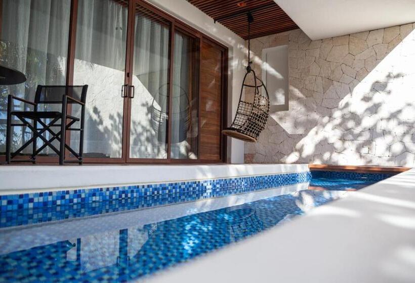 سوئیت با چشمانداز, Tago Tulum By G Hotels