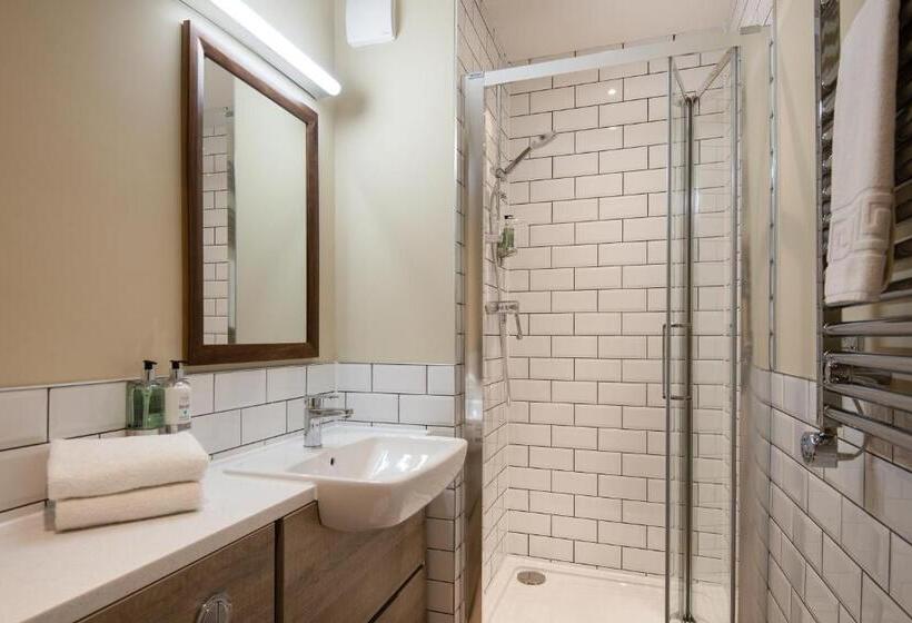 Quarto standard, The Temperance Inn, Ambleside   The Inn Collection Group