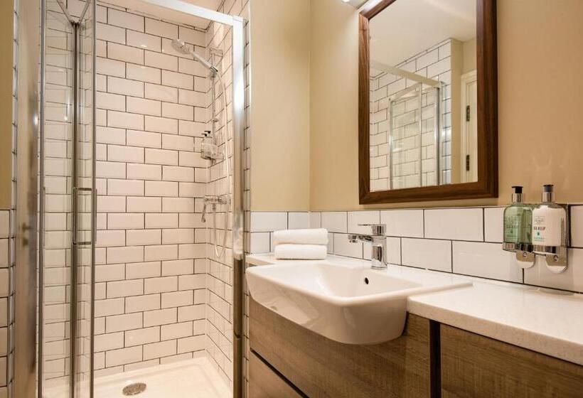 Quarto standard, The Temperance Inn, Ambleside   The Inn Collection Group