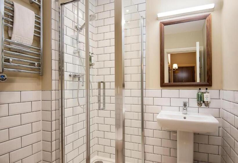 Quarto Familiar, The Temperance Inn, Ambleside   The Inn Collection Group